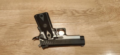 Hola , pongo  a la venta una STI Vip calibre 9mm,en buen estado ,poco uso,usada como arma de porte y actualmente 01