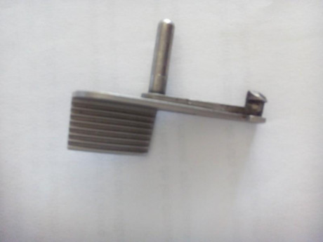 Vendo retenida de corredera con apoyo pulgar
Marca Bul
Valido para pistolas 1911 y 2011
Precio......50€. 00