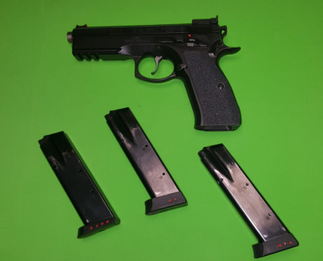 Vendo CZ Shadow SP01 con cañón de 5”, tres cargadores, todos los muelles cambiados por Eemann Tech más 00