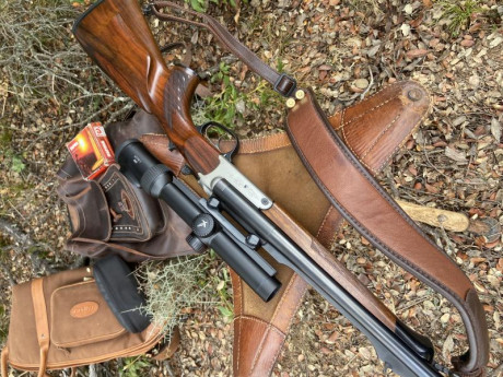 Precioso rifle express paralelo en calibre 9,3x74R. regulables en convergencia para un óptimo centrado 02