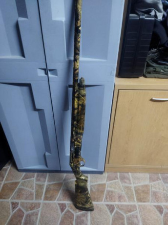 Benelli SL 121 camuflaje en buen estado cañón de 71 y 3 estrellas,350 más envío si lo hubiera 00