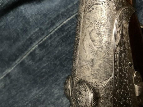 Buenas, mi hijo vende esta escopeta, muy ligera, 2,600 Kg, gama alta de Darne y en buen estado, calibre 41