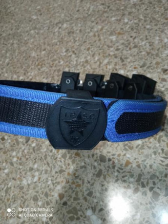 Vendo cinturón con 4 portacargadores Precio 45
Está en Alicante 00