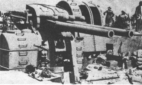 No se si estoy en lo cierto, es la Type 98 (1938)? de 100 mm.
Las que se encontraron el Iwo Jima por primera 40