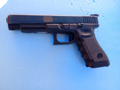 Buenas tardes por no usar vendo GLOCK 34 3ª gen 3 cargadores, funda de IPSC, cinturon doble maletin original 02