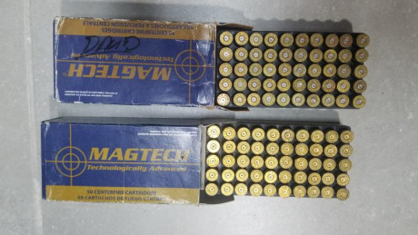 Buenas noches

Pongo a la venta las siguientes cantidades de puntas para el 44 MAG:

500 uds puntas LOSBULLET 12