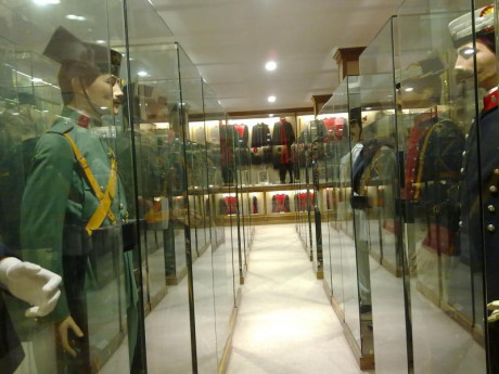 Acabo de visitar el Museo Naval de Madrid.
Como ya sufrimos con el traslado del Museo del Ejército de 80