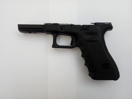 Buenas tardes, aligerando armero y no usar vendo pistola GLOCK 34  3 ª GEN  tres cargadores funda de IPSC 41