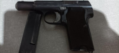 Pongo en venta Astra 300 purito un arma española muy emblemática  entra dais de recarga ,puntas ,casquillos 00