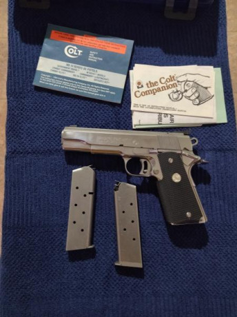 Vendo COLT GOlD CUP NATIONAL MATCH calibre 45 auto.No tiene ni una caja disparada. Caja original, manual, 00