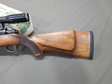 Vendo rifle Sako en calibre 300wm con bases/monturas Shuler y visor por 700€.
Saludos. 21