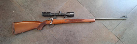 Se vende SANTA BARBARA 300 WM. 
700€. Esta en Madrid.
Un saludo 02