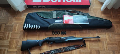 Rifle semiautomático Benelli Argo E Comfortech calibre 300wm. Como nuevo, solo ha disparado una caja y 02