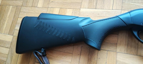 Rifle semiautomático Benelli Argo E Comfortech calibre 300wm. Como nuevo, solo ha disparado una caja y 00