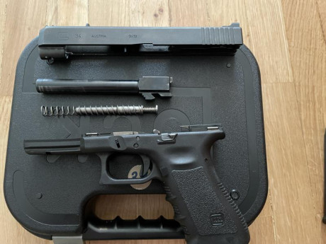 Vendo Glock 34 Gen3


miras warren , alza y guión fibra, 
2 cargadores, uno con extensión ,
muelle doble 01