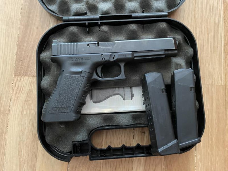Vendo Glock 34 Gen3


miras warren , alza y guión fibra, 
2 cargadores, uno con extensión ,
muelle doble 00