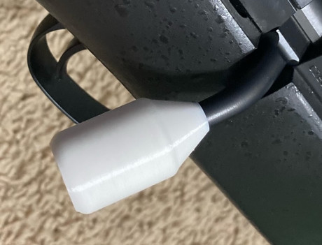 Perilla sobredimensionada para Carabina CZ 457: atornilla con bastante facilidad y es sorprendentemente 01