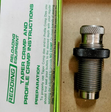 :Zeb: Vendo TAPER CRIMP DIE. REDDING 85158 del calibre .32S&WL. 
Prácticamente sin uso. 
Precio 40€. 00