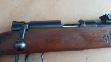 Buenos días. Se vende Carabina TAULER cal.22 monotiro.
En bien estado general aunque con arañazos en la 11