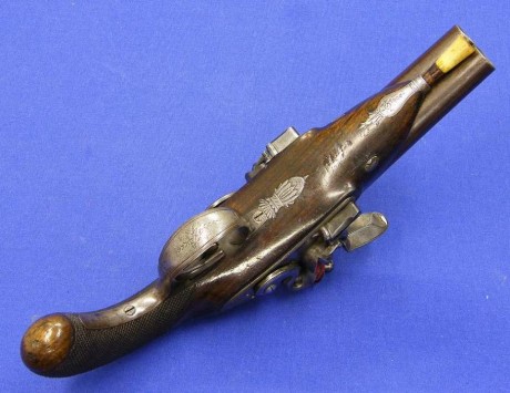 Voy a colocar unas fotos de un arma larga alemana de llave de mecha del siglo XVI. 01