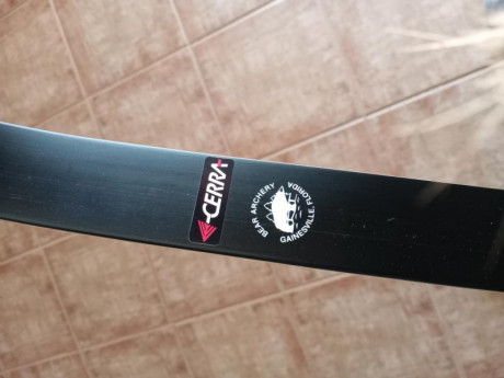 Arco recurvo Bear Super Grizzly diestro de 40 libras, comprado nuevo y apenas usado
Longitud: 58"


370€ 40