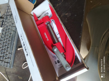 17128323818384621434210812321733.jpg prensa manual lee, esta sin estrenar, no tiene certificado de omologacion.. 00