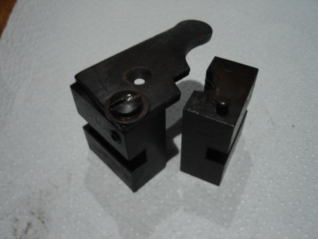 Vendo moldes para rifles calibre .45, proyectiles ojivales de 475 y 500 greins , Lyman 457121 y Hensel. 01