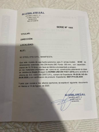 Se vende armero grado 3 homologado para 3 armas. Lo compre hace un año y lo vendo por cambio a uno mas 01