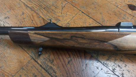 Se vende rifle sauer 90 calibre 375 holland & holland con bases buen estado y bonitas maderas.precio 00