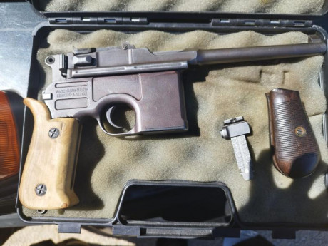 Compañero de club vende Pistola Mauser 7.65/

REBAJADA 1300€.  
Saludos. 02