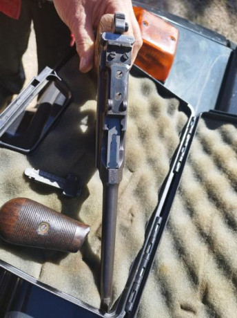 Compañero de club vende Pistola Mauser 7.65/

REBAJADA 1300€.  
Saludos. 00