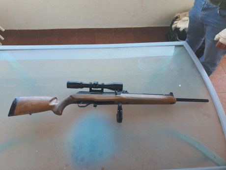 Vendo Rifle 30-06 semiautomatico marca Molov,  con óptica Tasco Sport 1,5-6x42. El rifle tiene un freno 01