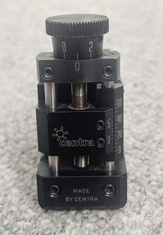 Vendo diópter para 10 y 50 m está como nuevo, solo probado.
Desplaza iris 0,02mm por click.
Se incluye 00