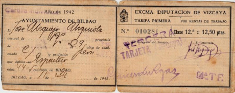  EN RECUERDO Y HOMENAJE A LOS QUE YA NO ESTÁN. 

Si pones en  GOOGLE   PASAPORTES EN LA MEMORIA  da igual 141