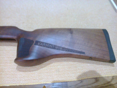 Vendo la culta original de la carabina CZ Varmint mtr calibre .22 LR. En perfecto estado.
Precio: 180 00