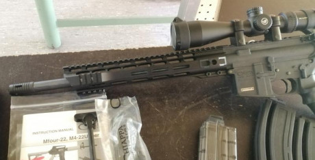 Chiappa M-Four pro gen3
--2 cargadores de 28 balas con poco huso.
--2 cargadores de 28 balas nuevos.
--1 01
