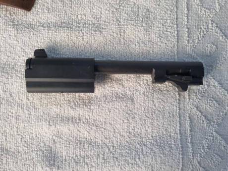 Vendida BERETTA 92 del calibre 9x19 mm. en buen estado con kit de 7 1/4 de pulgadas según  me contaron 11