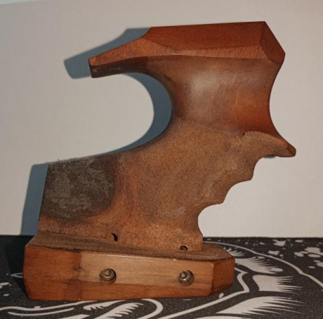 Venta de Cacha HAMMERLI AP20 PRO, TALLA S.

Buen estado, sin retocar y un único dueño.

Se vende por  02
