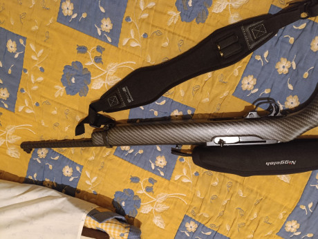 Vendo Carabina Ruger con hidroimpresion, no  es de c-argadores, las balas se meten, en un tubo debajo 10
