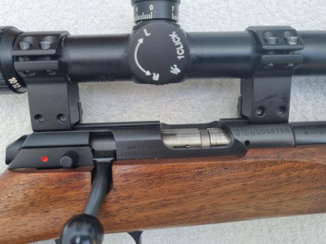 Vendo carabina CZ 457 VARMINT MTR del 22 lr con unos 500 disparos (de reestreno) con dos cargadores uno 11