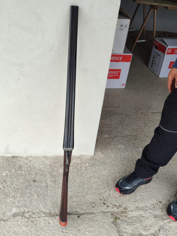 Se vende paralela expulsora, Hnos Crucelegui 2 gatillos 3* y 1*. Pletina larga. Segunda mano.Impecable,tanto 01