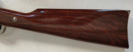 Rifle Sharps 1874 Sporting Pedersoli Extra de Lujo, el más alto de gama, profusamente grabado, maderas 111