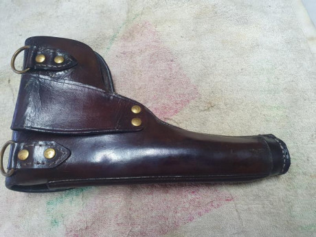 Lo dicho; se vende una Esperanza y Unceta de 1925, militar y en muy buen estado. Se vende con un cargador. 11