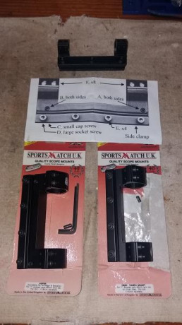 Tres monturas monobloque para rail de 11 mm las tres para tubo de una pulgada (25 mm). Una alta, otra 01