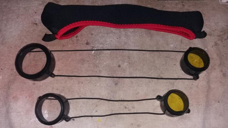 Tres monturas monobloque para rail de 11 mm las tres para tubo de una pulgada (25 mm). Una alta, otra 10