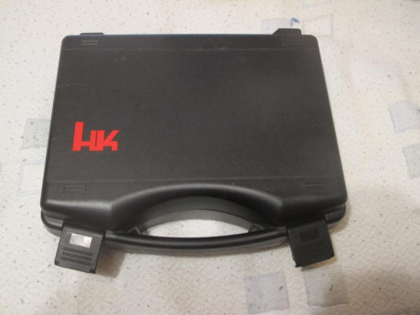 Cambio pistola hk p30 por carabina 22 o rifle a mayores de lo de las fotos iría una funda safariland 02