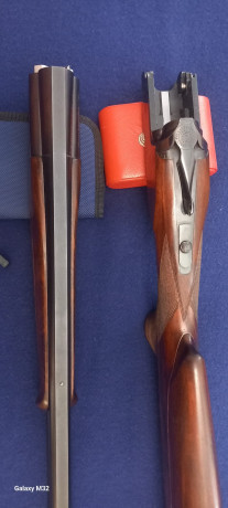 Perazzi modelo MX8 Trap calibre 12, longitud de cañón 75 cm , con chockes intercambiables, afrezco con 22