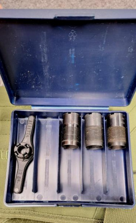  VENDIDA 

Hola, Escopeta BROWNING B525 modelo LIGTH, calibre 12, muy ligera, con 5 choques. 

Precio: 10