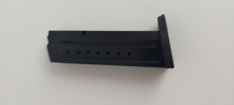 Lo vendo por 30€..esta nuevo. 17 rouns se encuentra en Barcelona.. entrega en mano 00