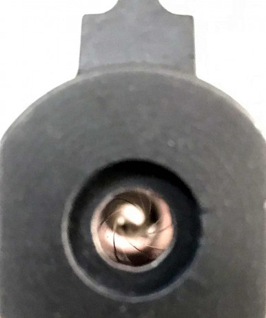 Hola a todos. Vendo Browning Buck Mark STD URX del 22. La pistola tiene dos años y se ha hecho un uso 12